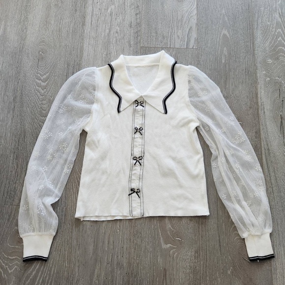 White Knit and Sheer Sleeves Shirt XS - Picture 2 of 3